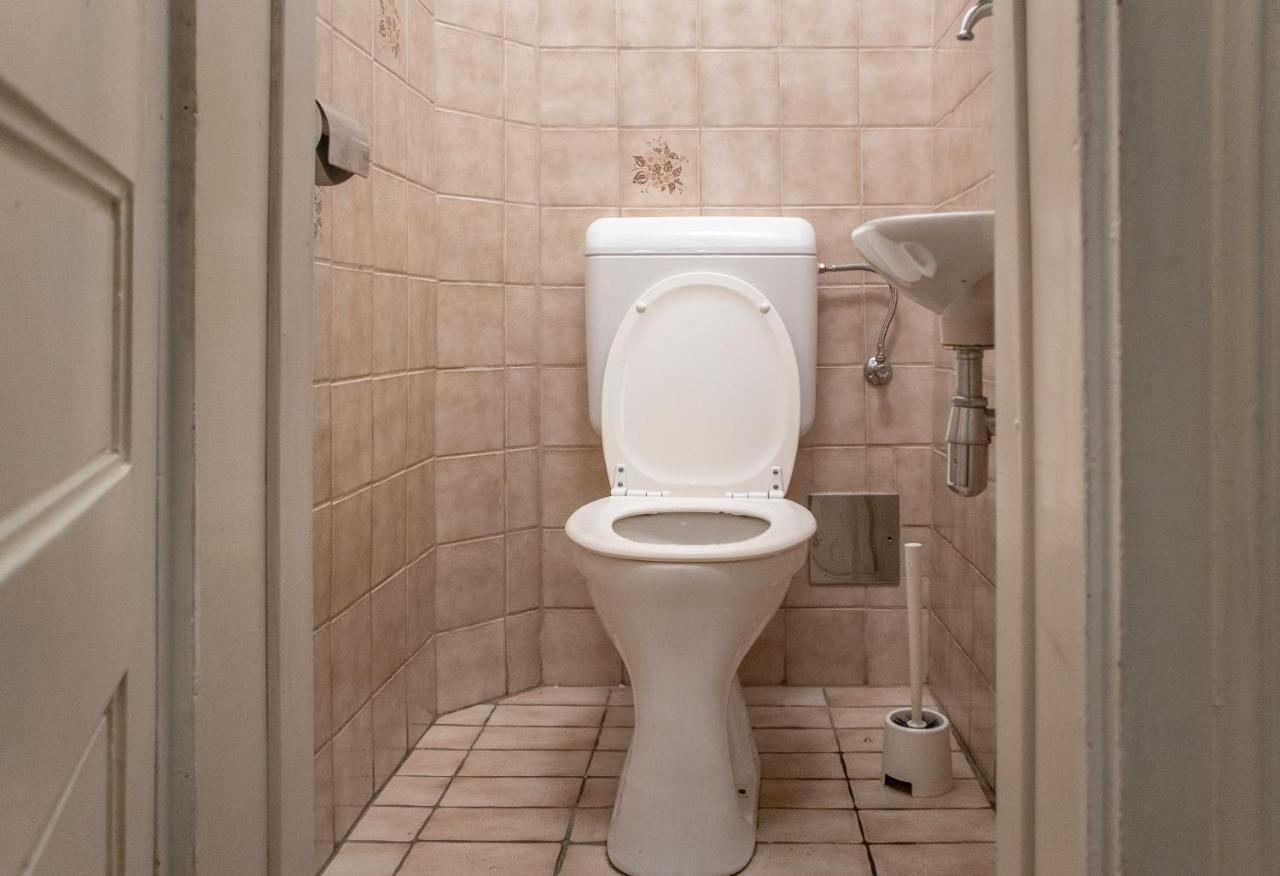 Apartment Lovely 2Br Apt, Near Akh, Perfect For Longstays Wien